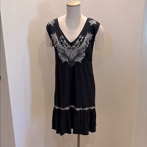 Johnny Was M Black Dress with White Embroidery